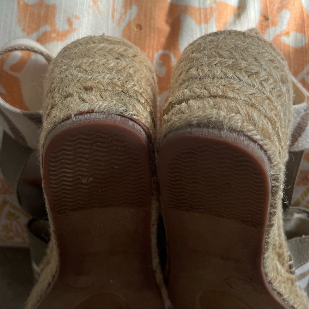 Toni Pons Origens Tarbes Neutral Striped
Espadrilles. Women’s Size 39 (U.S. 8). - Picture 6 of 9